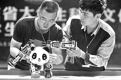 "文化 科技"创造出多元文化产品,图为山东省大学生科技文化艺术节